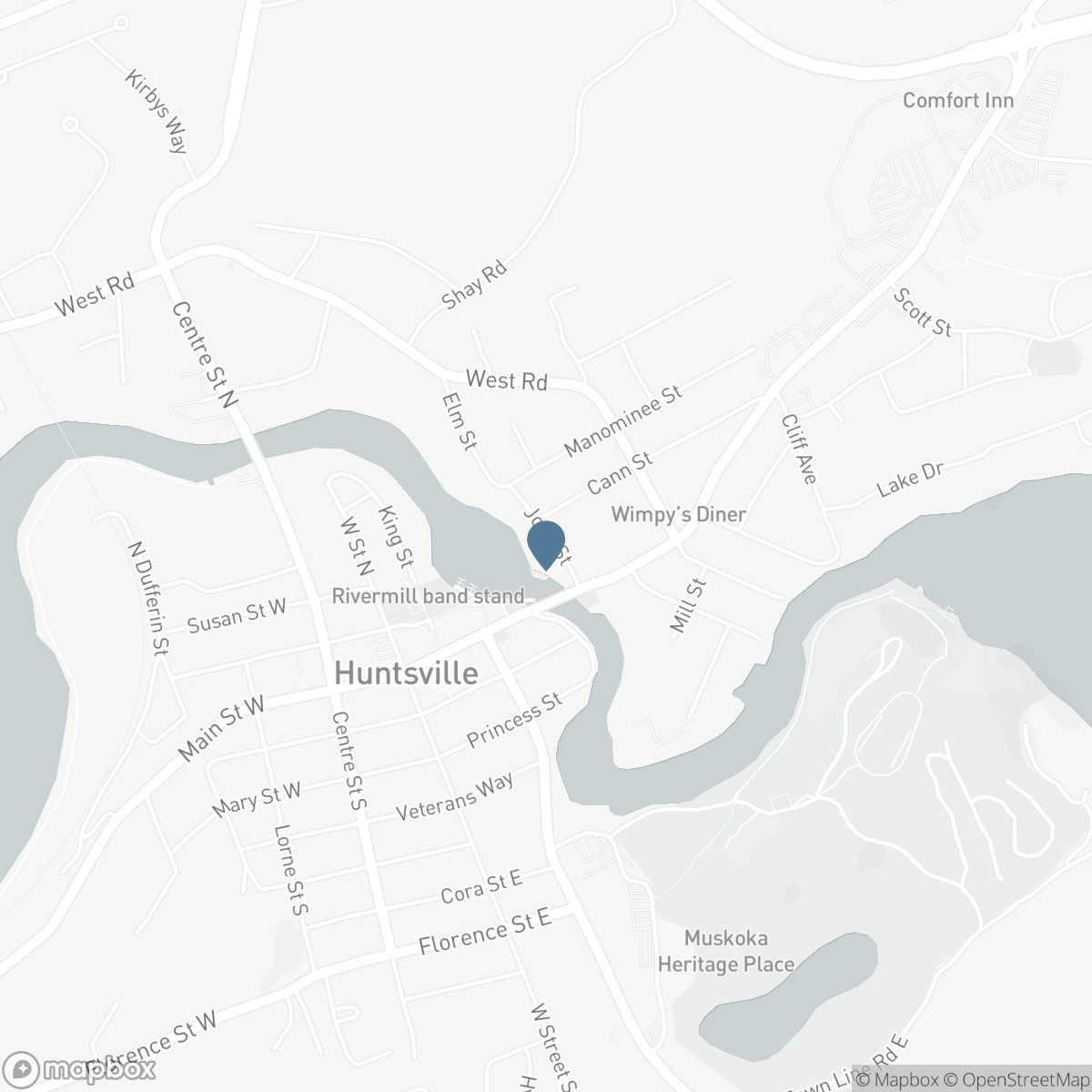 19 JOHN STREET, Huntsville, Ontario P1H 1H2
